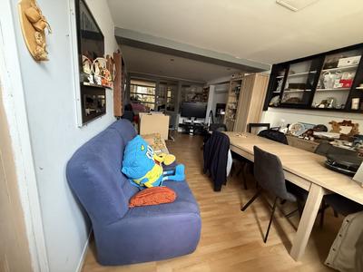 Maison - 75 m² - 6 pièces