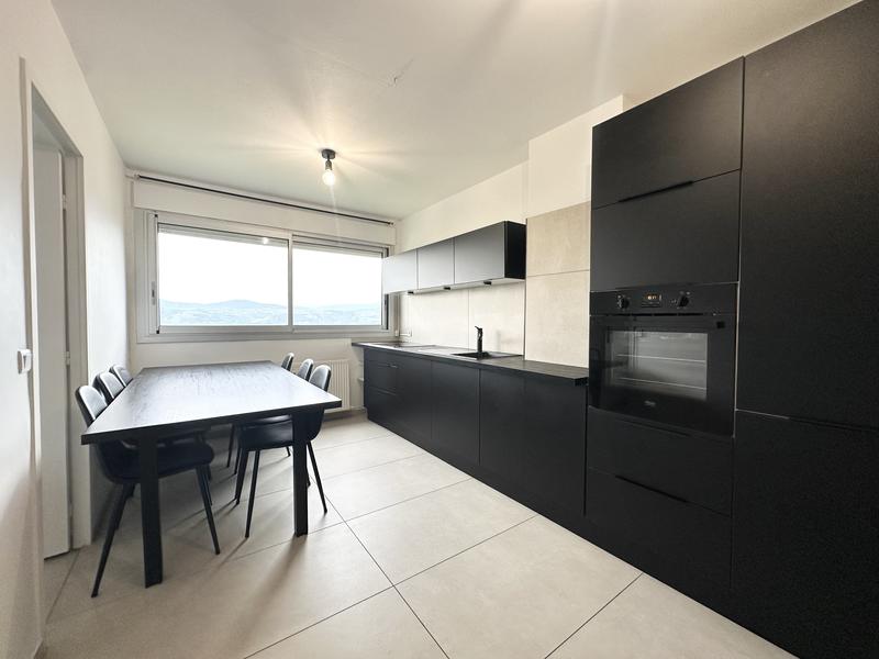 Appartement - 70 m² - 3 pièces