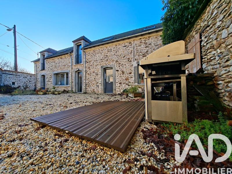 Maison - 309 m² - 11 pièces