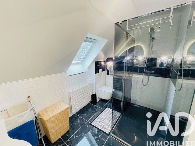 Maison - 105 m² - 4 pièces