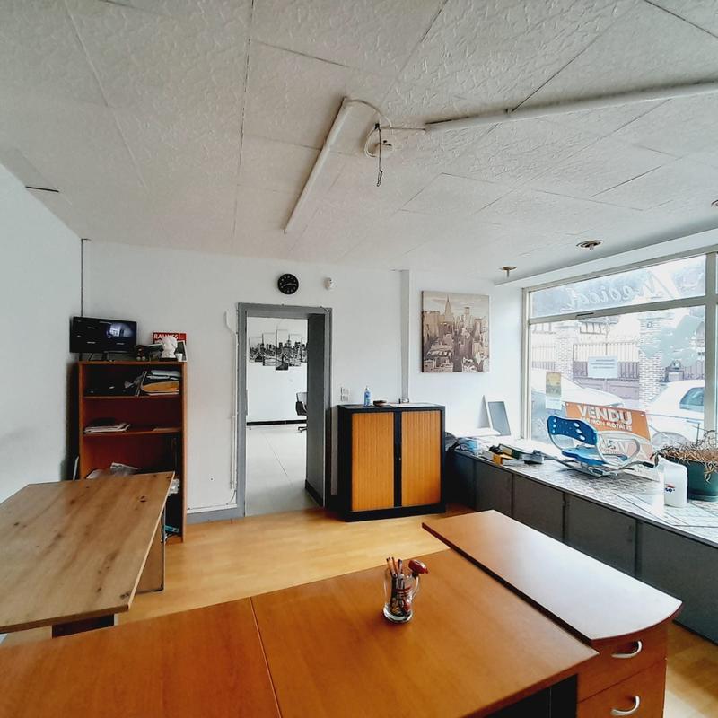 Local commercial - 369 m²