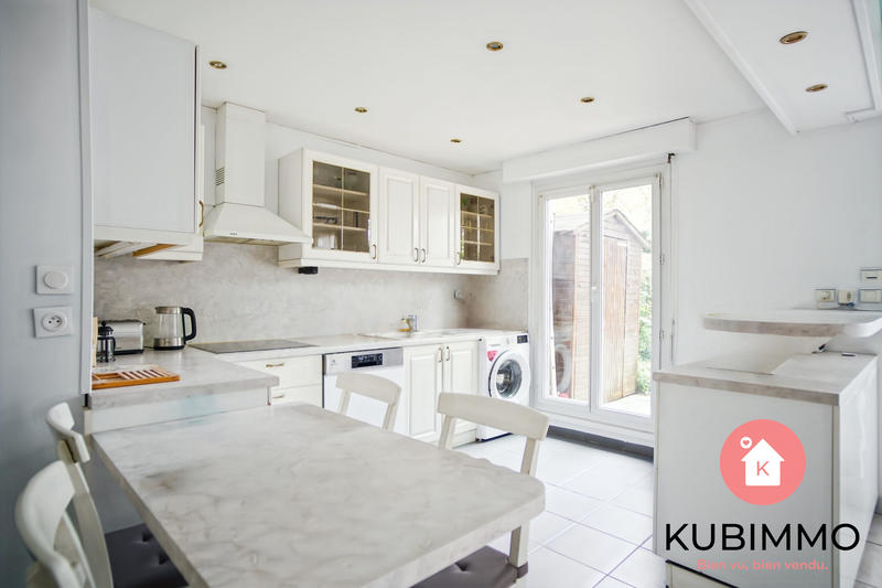 Appartement - 104 m² - 5 pièces