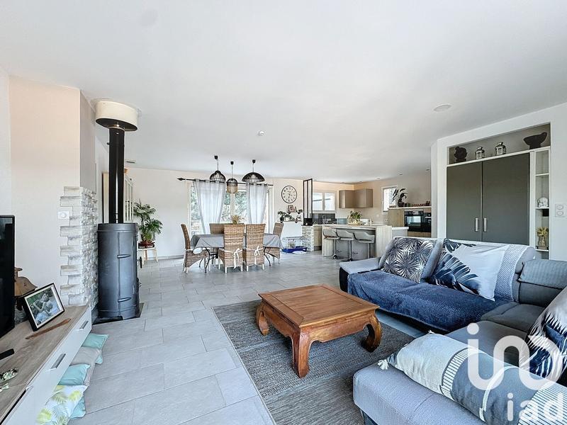 Maison - 152 m² - 5 pièces