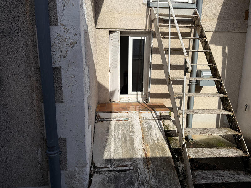 Appartement - 85 m² - 4 pièces