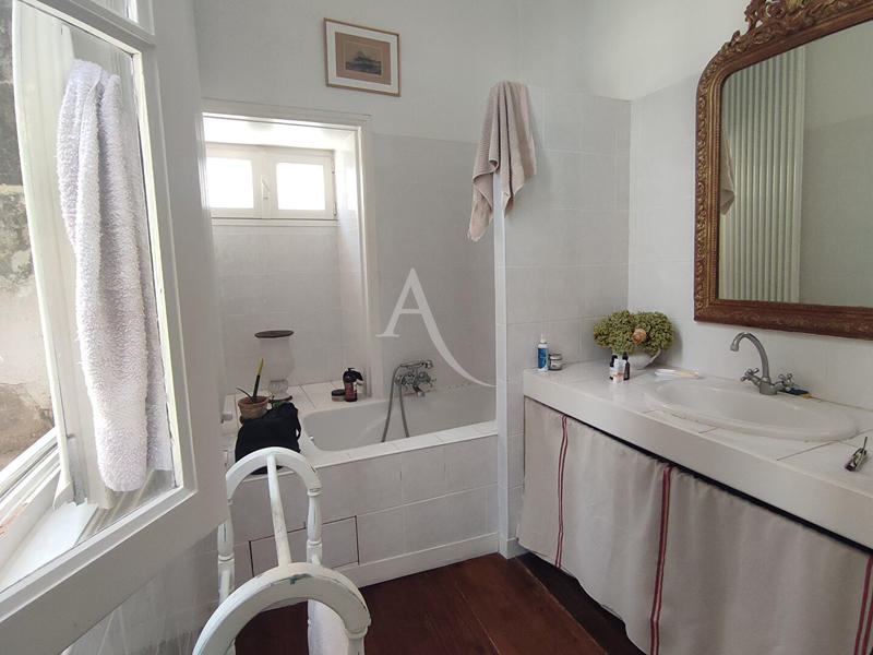 Maison - 173 m² - 6 pièces