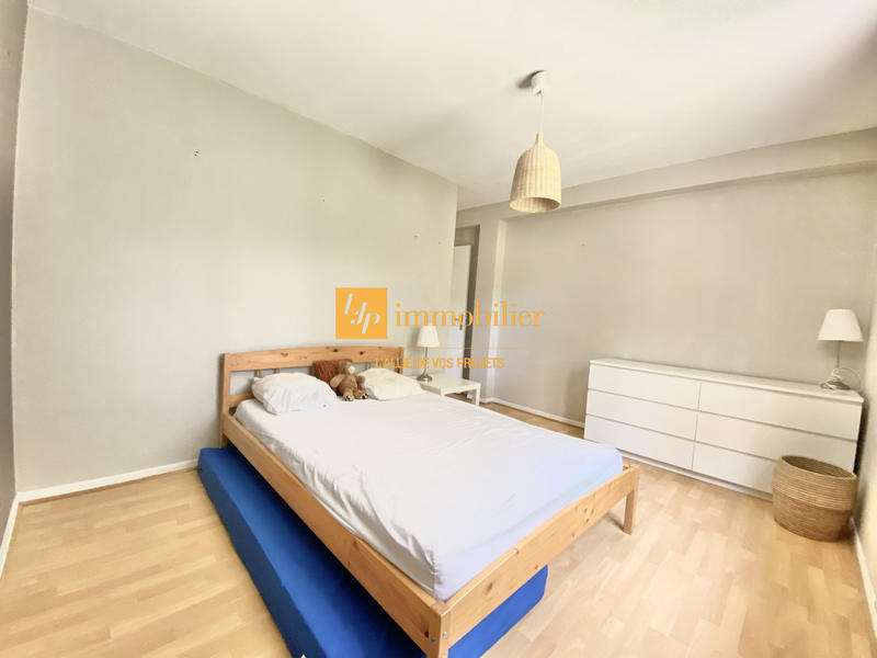 Appartement - 91 m² - 5 pièces