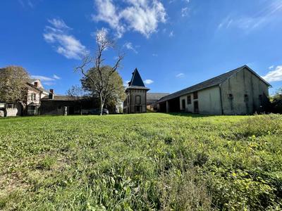 Maison - 220 m² - 7 pièces