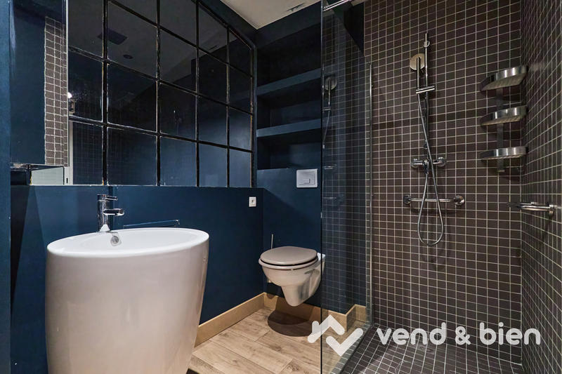 Appartement - 120 m² - 5 pièces