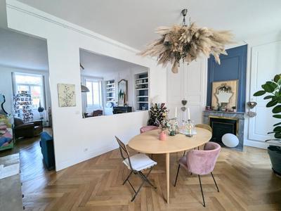 Appartement - 151 m² - 5 pièces