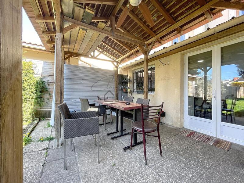 Maison - 160 m² - 8 pièces