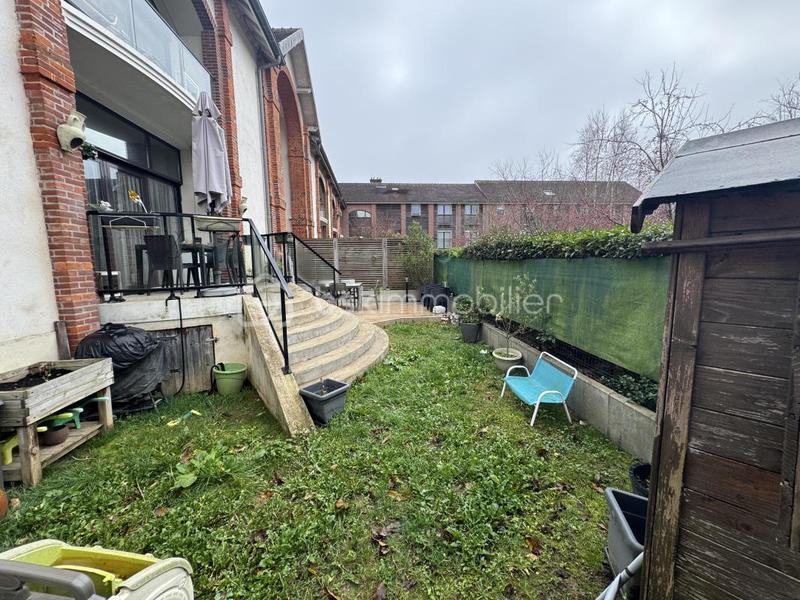 Appartement - 99 m² - 4 pièces