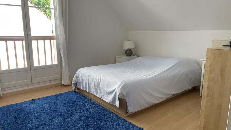 Maison - 202 m² - 7 pièces