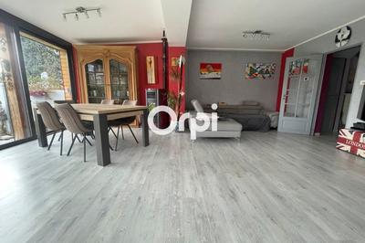 Maison - 105 m² - 4 pièces