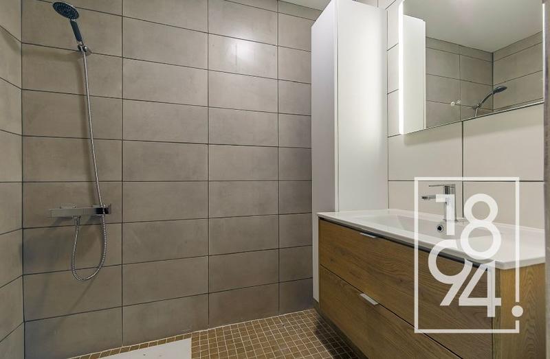 Maison - 180 m² - 5 pièces