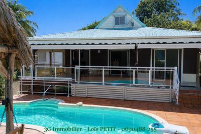 Maison - 108 m² - 5 pièces