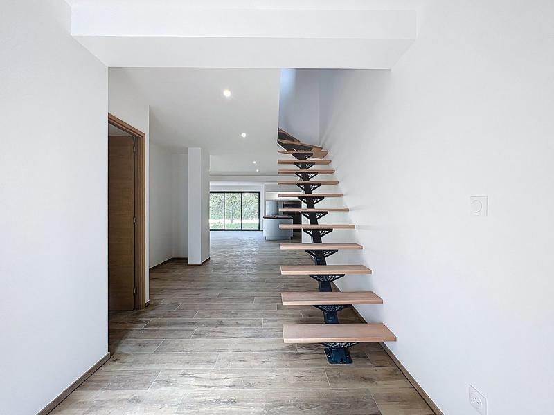 Maison contemporaine - 164 m² - 5 pièces