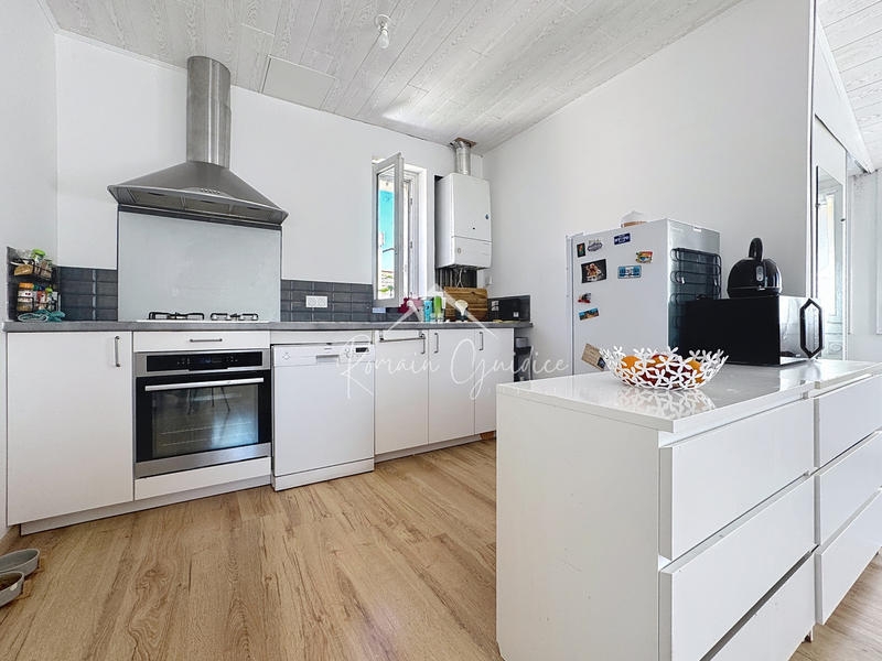 Maison - 80 m² - 4 pièces