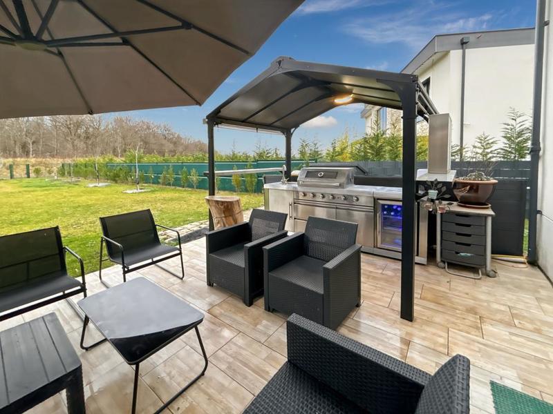 Maison - 143 m² - 5 pièces