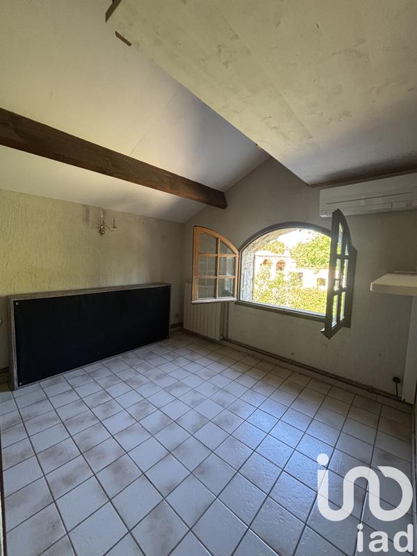 Maison - 230 m² - 10 pièces