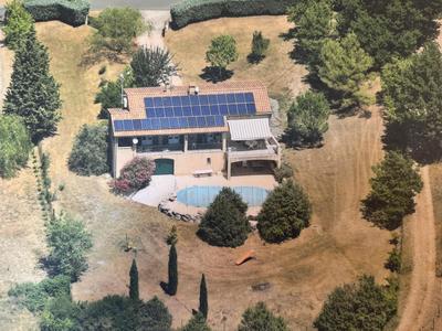 Villa - 100 m² - 3 pièces