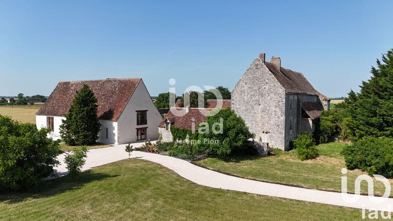 Maison - 470 m² - 10 pièces