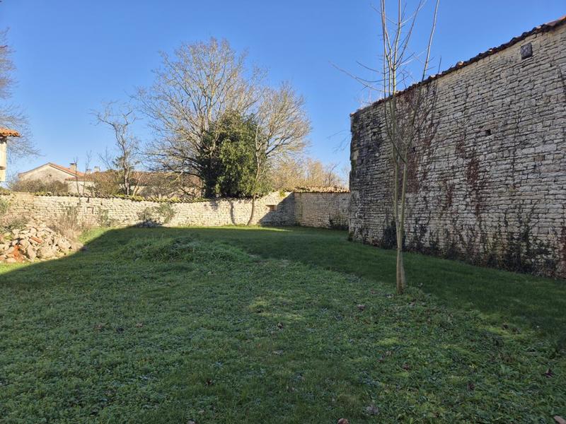 Maison - 213 m² - 10 pièces