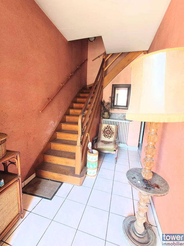 Maison - 151 m² - 6 pièces