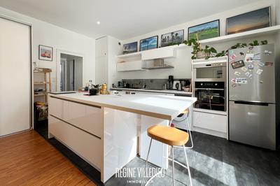 Appartement - 83 m² - 3 pièces