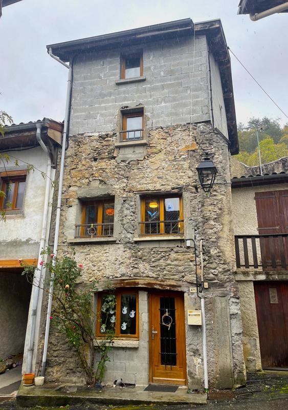 Maison - 80 m² - 4 pièces