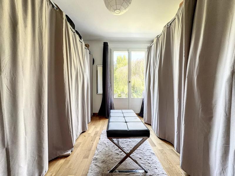 Maison - 170 m² - 8 pièces