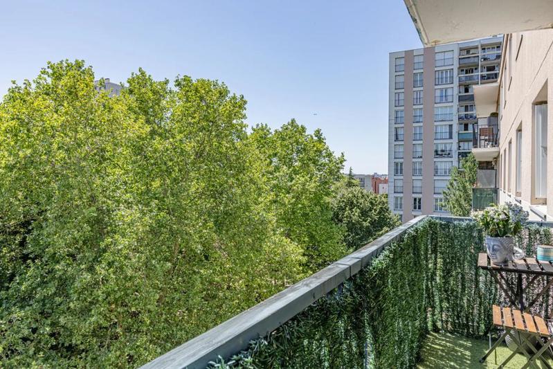 Appartement - 110 m² - 6 pièces