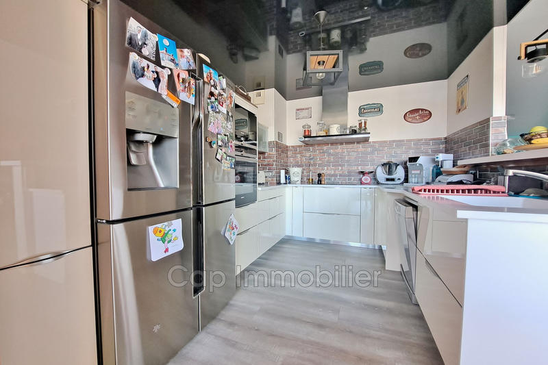 Maison - 155 m² - 4 pièces