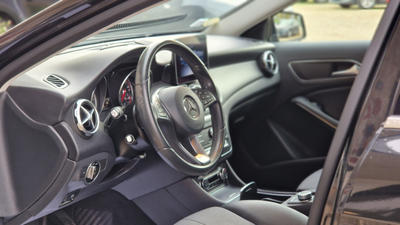 Mercedes Classe Gla 180 Cdi Business 7-G Dct a