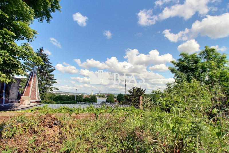 Maison - 140 m² - 7 pièces