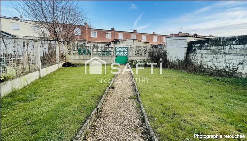 Maison - 90 m² - 6 pièces