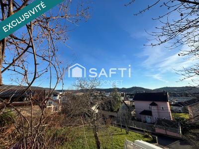 Maison - 100 m² - 6 pièces