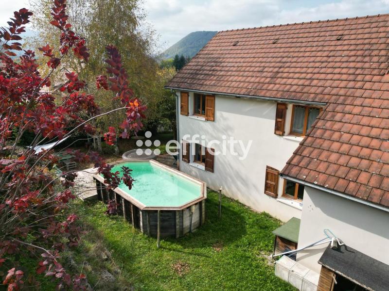 Maison - 144 m² - 7 pièces