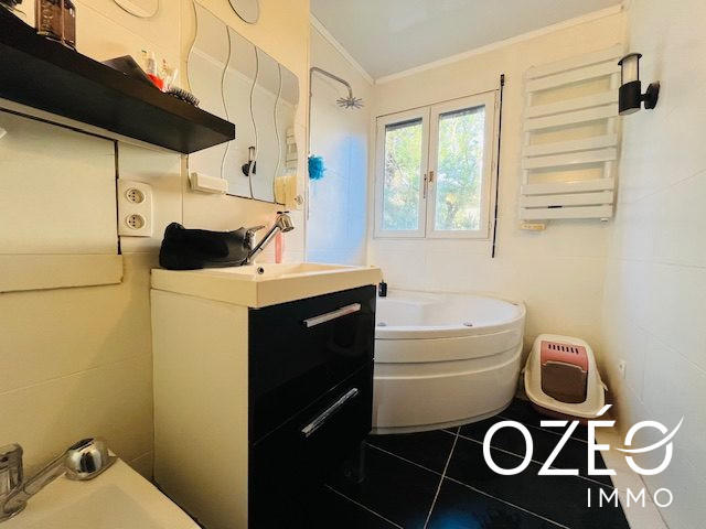 Appartement - 72 m² - 4 pièces