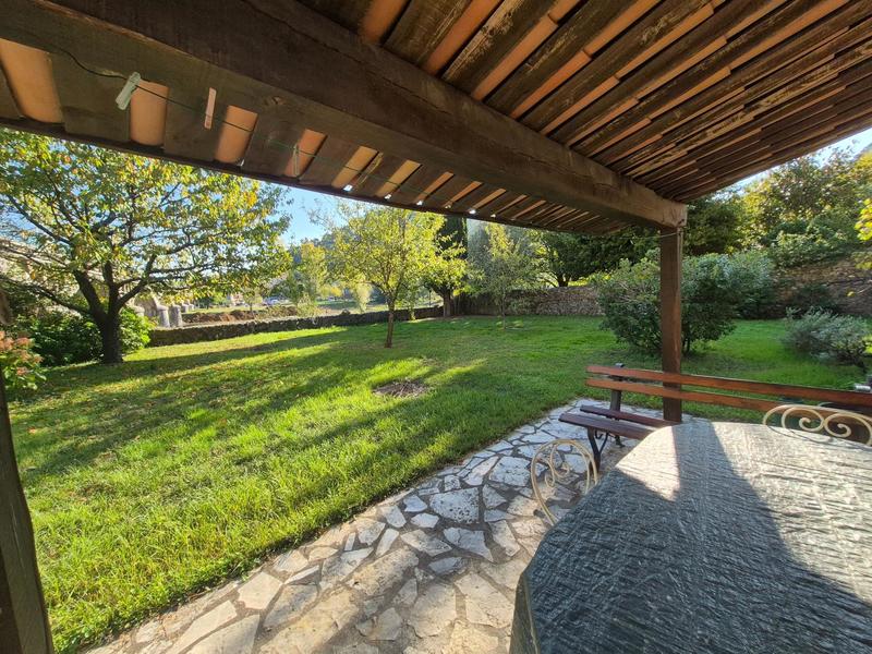 Appartement - 211 m² - 10 pièces