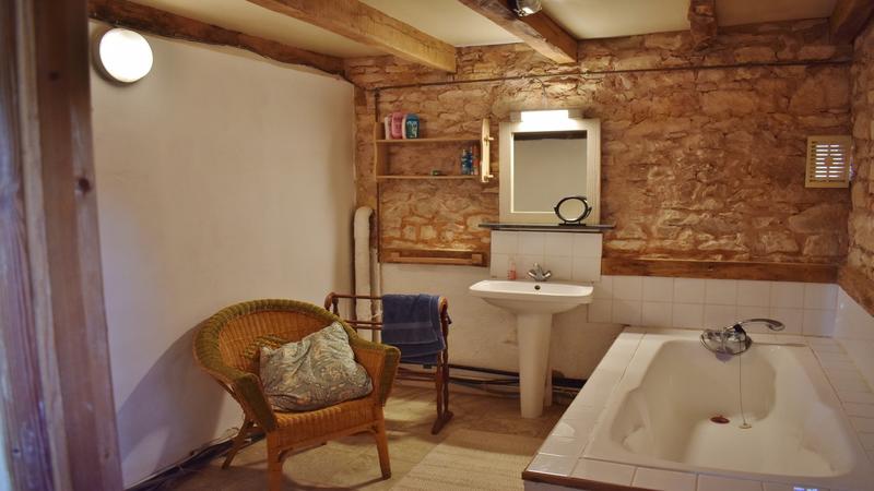 Propriété - 340 m² - 9 pièces