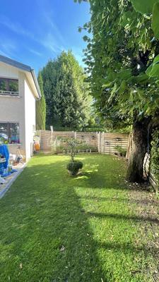 Maison traditionnelle - 105 m² - 5 pièces