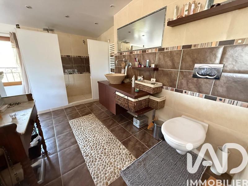 Maison - 160 m² - 6 pièces