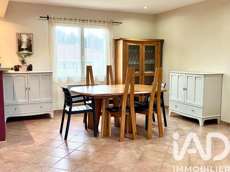 Maison - 104 m² - 5 pièces