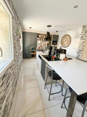 Maison - 150 m² - 7 pièces