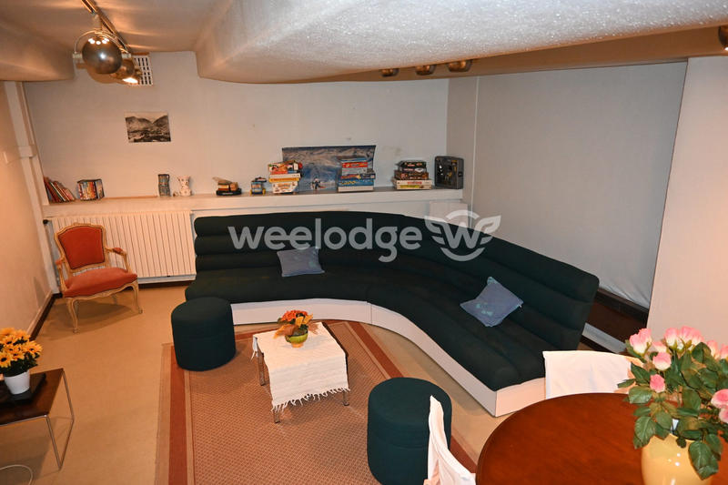 Local commercial - 906 m²