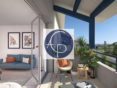 Appartement - 86 m² - 4 pièces