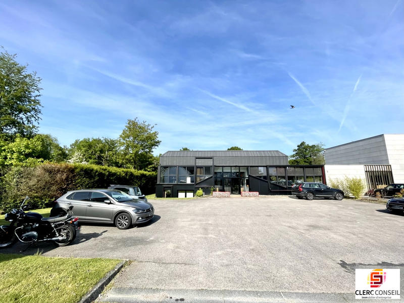 Bureau - 454 m²