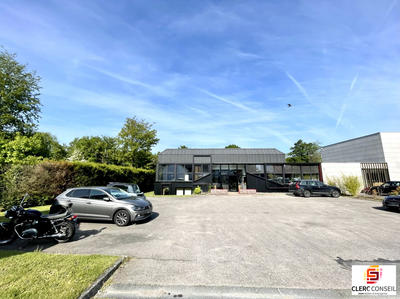 Bureau - 454 m²