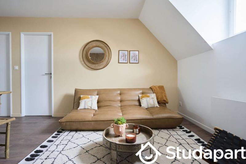 Chambre - 12 m² - 1 pièce