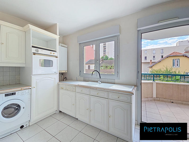 Appartement - 68 m² - 3 pièces